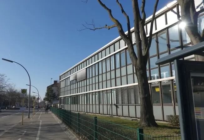  BFB Gradestrasse Verwaltungsgebäude-2.jpg